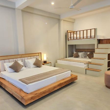 Hotel Blue Note 希克杜沃 外观 照片