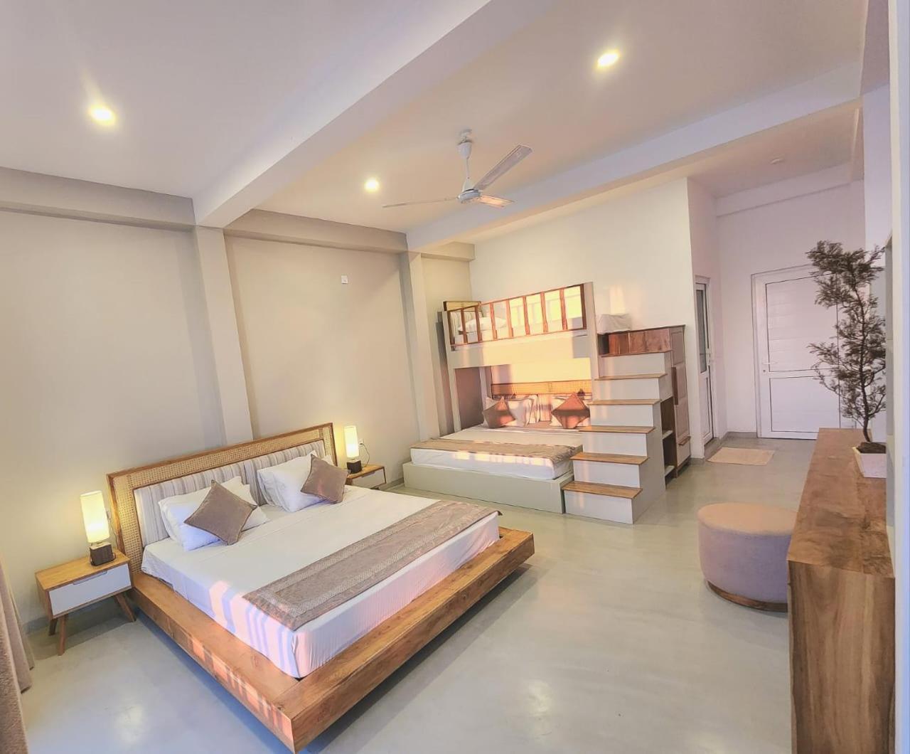Hotel Blue Note 希克杜沃 外观 照片