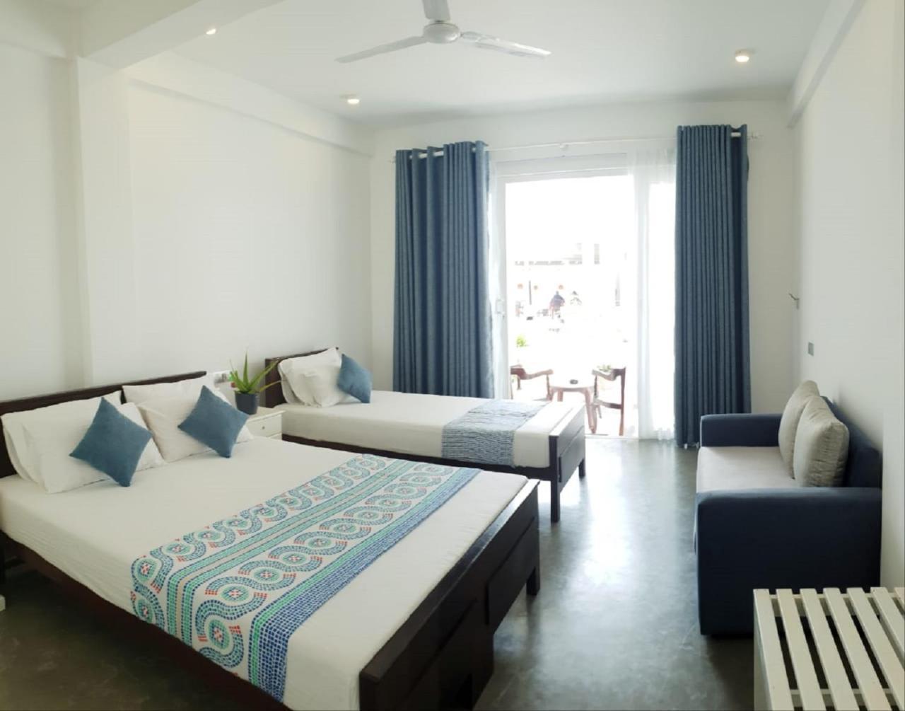 Hotel Blue Note 希克杜沃 外观 照片